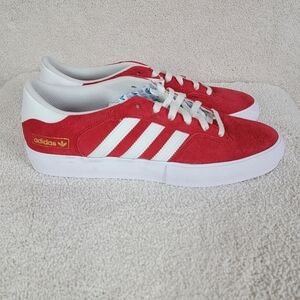 Adidas Matchbreak Super Scarlet White/Gold Metallic SkateboardSneakers Sz 11 NEW